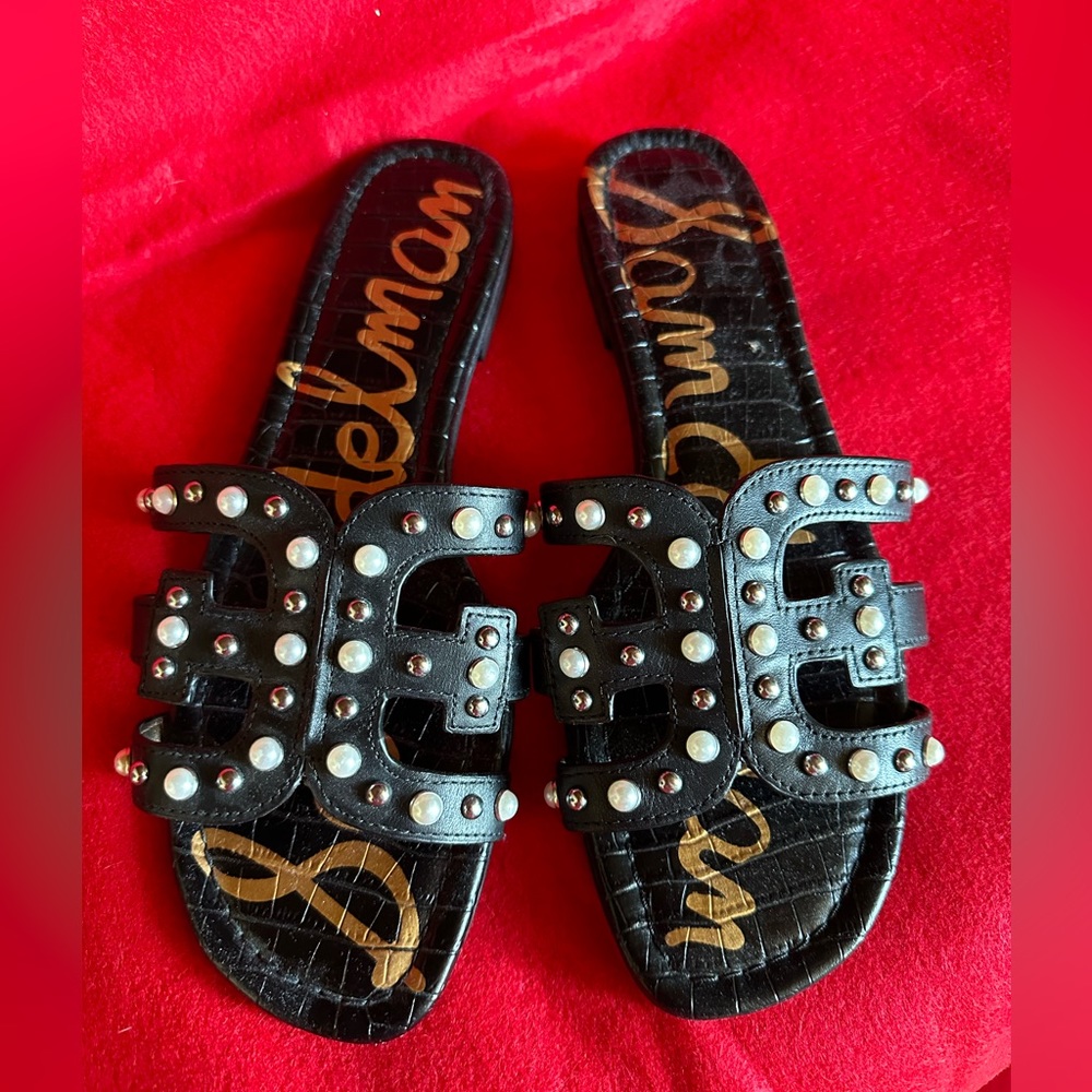 Sam Edelman black sandal with pearl and silver stud detail.  Size 9.5